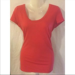 ⬇️$10 Banana Republic Coral Stud TShirt Size Small